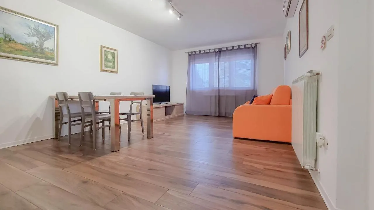 Apartment Clai Novigrad  0*, Novigrad (Istria) Croatia