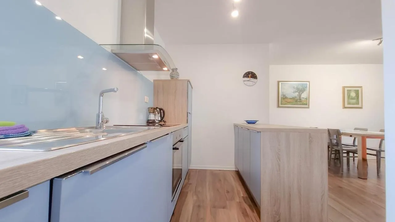 Apartment Clai Novigrad  Croatia