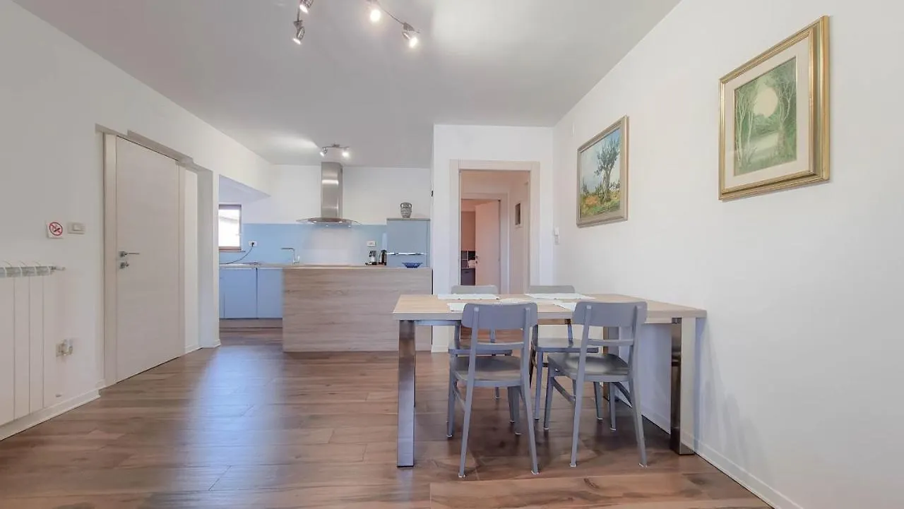 Apartment Clai Novigrad