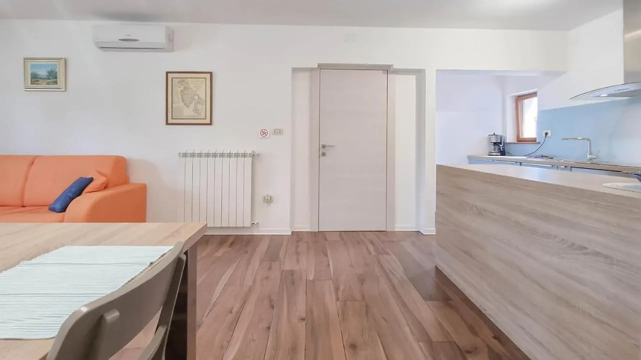 Apartment Clai Novigrad  0*, Novigrad (Istria) Croatia